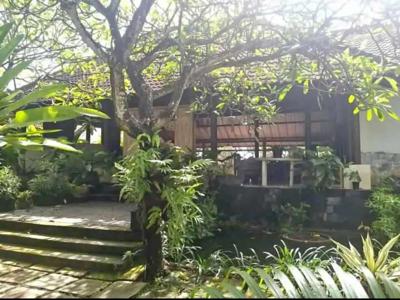 ĎIJUAL TANAH BONUS VILLA COMPLEK SANUR AREA