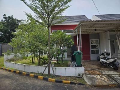 RUMAH CLUSTER IRIS METLAND