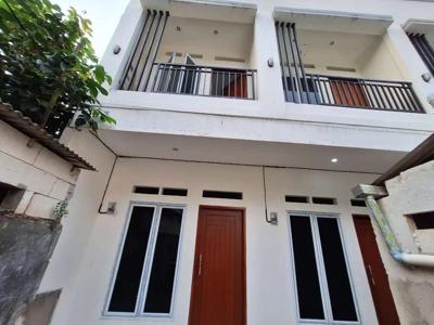 MURAH 425jt Rumah dijual di Setu Cipayung Jakarta Timur 2 lantai, Etty