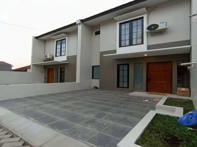 Rumah baru 2 lantai taman asri Pedurungan kota Semarang