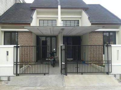 Rumah baru ready stok strategis Puri Bintaro