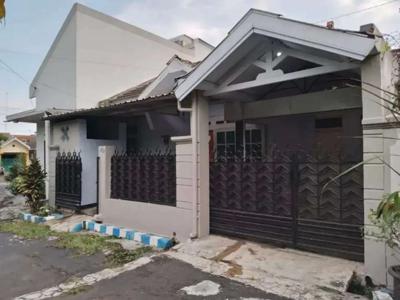 Rumah Dijual Area Jalan Emas Sulfat