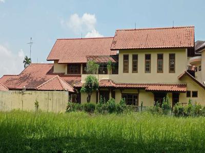 Rumah Rasa Villa Di Kemang Pratama Bekasi Dengan Banyak View