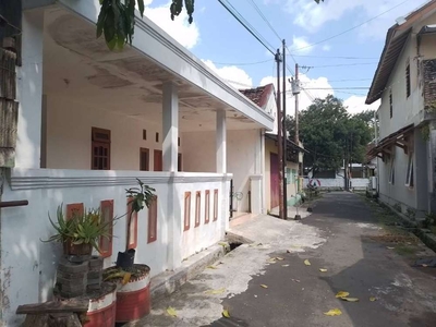 800 JUTAAN, Rumah Maguwoharjo Jl. Raya Tajem di Jogja