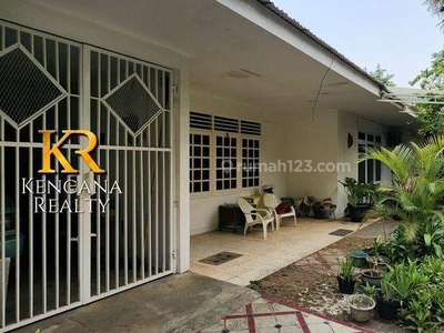 BEST PRICE RUMAH LOKASI STRATEGIS KEBAYORAN BARU H. NAWI