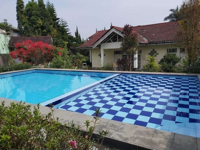 Di jual villa Kota Bogor Cijeruk Kaki Gunung Salak Modern Minimalis