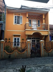 Dijual Rumah 4KT 2KM Jl. Pesantren Cibabat