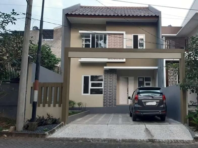 Dijual Rumah Asri baru 2 lantai SHM di Ciawitali Cimahi