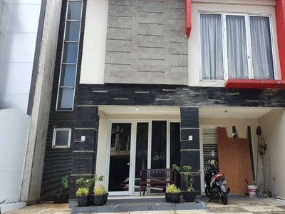 Dijual Rumah Bagus Siap Huni di Citra Grand Cibubur, Bekasi