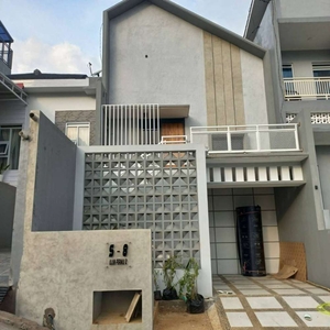 DIJUAL RUMAH BARU DI JALAN AH NASUTION JATIHANDAP CICAHUEM BANDUNG SHM