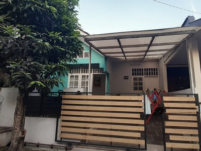 Dijual Rumah Cantik Lokasi Strategis di Perumahan Pamulang Estate