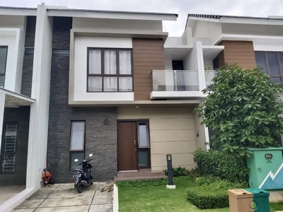 Rumah Lebar 7 Premium Renov Cluster Olive, Summarecon Bekasi, Bekasi