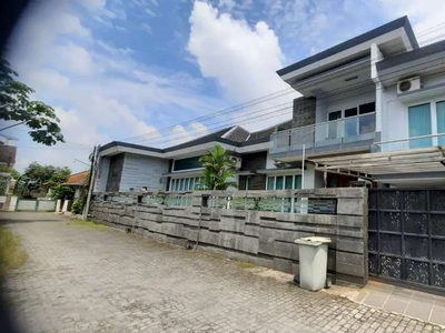 DIJUAL RUMAH DEKAT MIROTA GODEAN