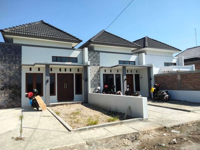 DIJUAL RUMAH DI BULAKREJO SUKOHARJO