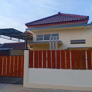 Dijual Rumah di Ngasem, Bangunan Modern