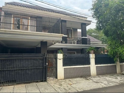 Rumah Hoek Siap Huni di Jatibening Estate, Pondok Gede, Bekasi