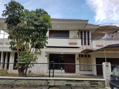 Dijual Rumah Komplek 2 Lantai di Cakung Jakarta Timur
