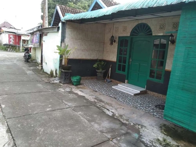 Dijual Rumah Wirengan Baluwarti Pasar Kliwon Surakarta