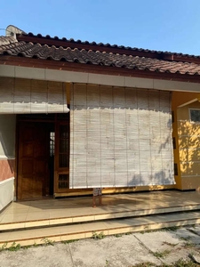 Dikontrakkan rumah