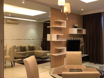 Disewakan 2 Bedroom Apartemen Residence 8 High Floor Good Furnish