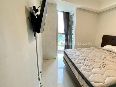 Disewakan Apartemen Gold Coast Mewah Full Furnished Middle Floor