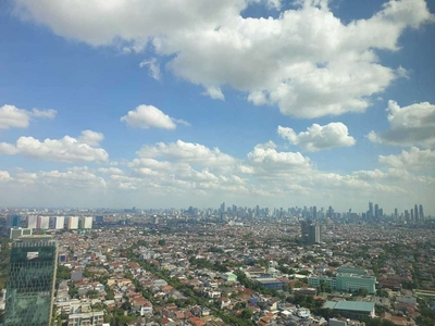 Disewakan Apartment baru, dilokasi strategis, holland village Jakarta