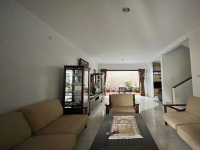 Disewakan Rumah Full Furnish Di Melia Graha Raya