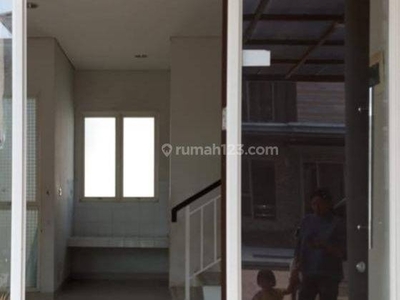 Disewakan Rumah Minimalis di Cluster Missisipi Jgc Jakarta Timur