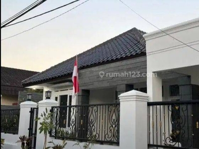 Disewakan Rumah Modern Siap Huni di Arcamanik Bandung