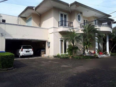 For rent Beautiful House with Private Pool in Cipete