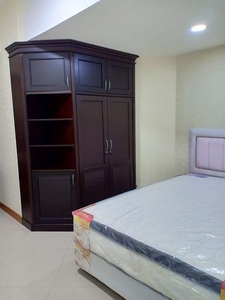 For rent spacious luxury full furnished apartment at Taman anggrek Kon