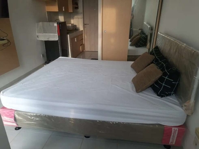 FULL FURNISHED KAMAR APARTEMEN AKASA SIAP HUNI