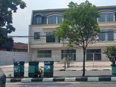 JUAL SEGERA GEDUNG RUKO TEMPAT USAHA JATIWARINGIN BEKASI 3 LANTAI