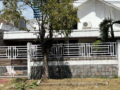 Rumah 1 Lantai di Dharmahusada Indah, Dekat Galaxy Mall code Dndgk