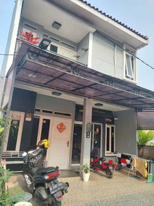 Rumah 2 Lantai di Cluster Jatikramat Garden