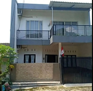 Rumah 2 Lantai Pandanwangi