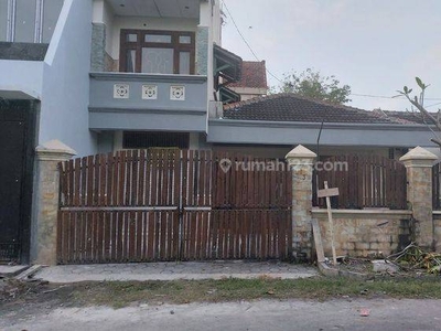 Rumah bagus siap huni di solo baru