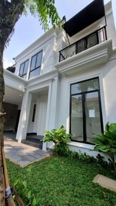 Rumah baru dengan kolam renang Puri Bintaro (9866)