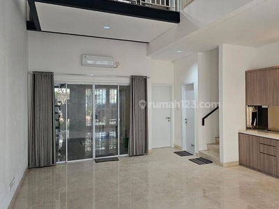 Rumah Baru di Riviera Metland Puri Semi Furnished