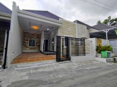 Rumah Baru Jalan Kaliurang Sejuk dan Nyaman