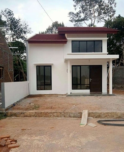 Rumah Baru Siap Huni dekat Unnes