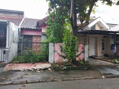 Rumah dalam perumahan taman Samalona Tanjung Bunga Makassar