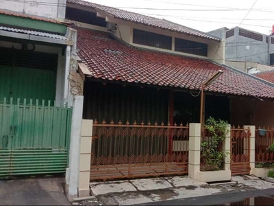 Rumah Dijual di Jl. Taman Seroja Semarang