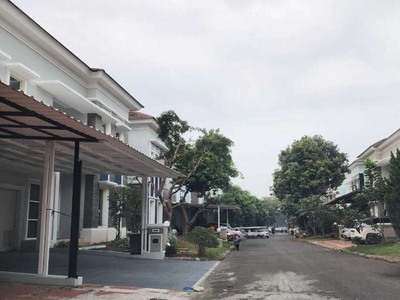 Rumah Dijual di Pondok Hijau Golf Cluster Aquamarine, Gading Serpong