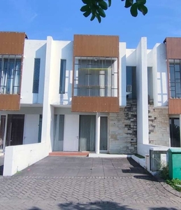 Rumah Dijual/Disewakan Royal Residence Surabaya Barat