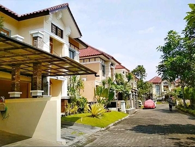 Rumah Full Perabot Dalam Perumahan Jalan Palagan dekat Hotel Hyatt