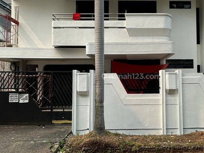 Rumah Hoek Bagus di Pluit Timur Residence , Pluit