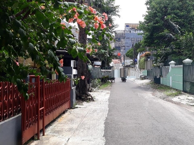 Rumah lama hitung tanah harga menarik di kebayoran baru, Kebayoran Baru, Jakarta Selatan