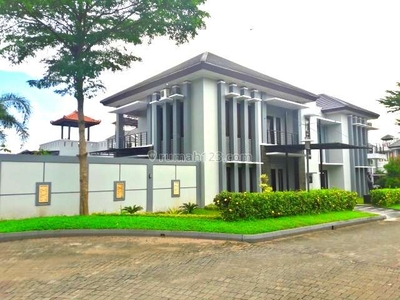 Rumah Mewah Luas dalam Perumahan Kota Jogja Jalan Palagan