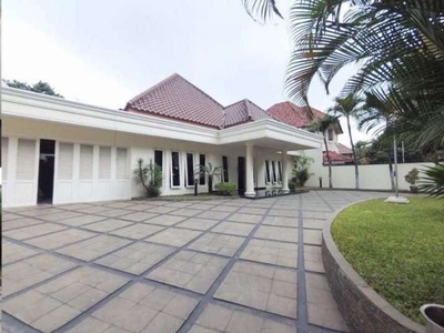 Rumah Mewah Swimming Pool di Menteng Jakarta Pusat Murah Tanah Luas
